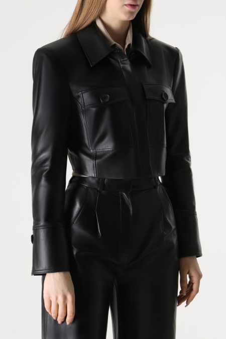 Женская куртка из натуральной кожи